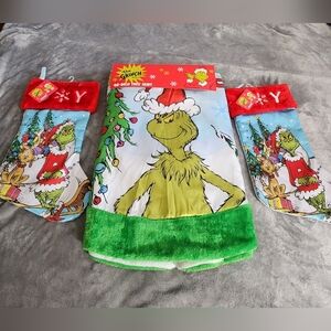 The Grinch joy christmas 48 in tree skirt 2 stockings new